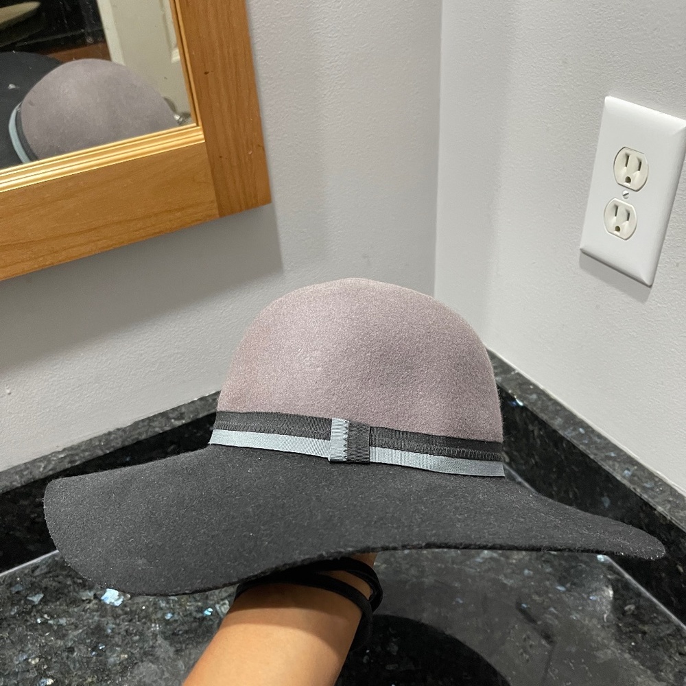 Suede hat